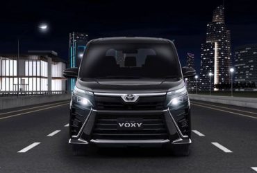 toyota-voxy-full-front-view-698677